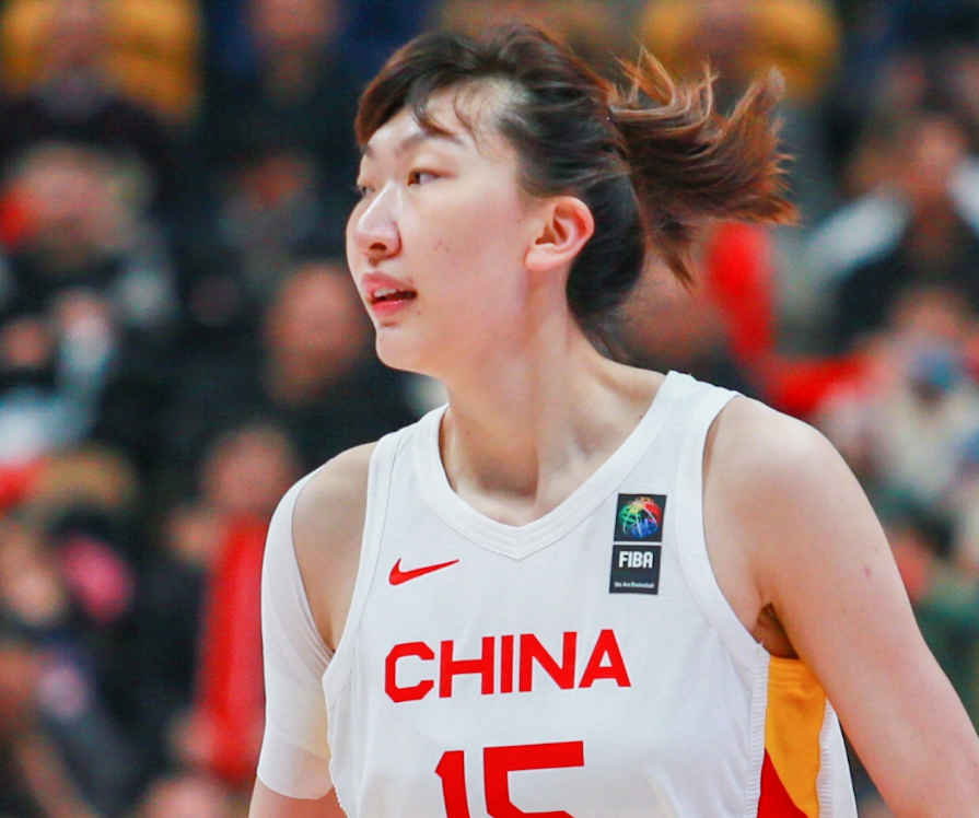 中国女篮夺冠，赛后感言感动全场观众
