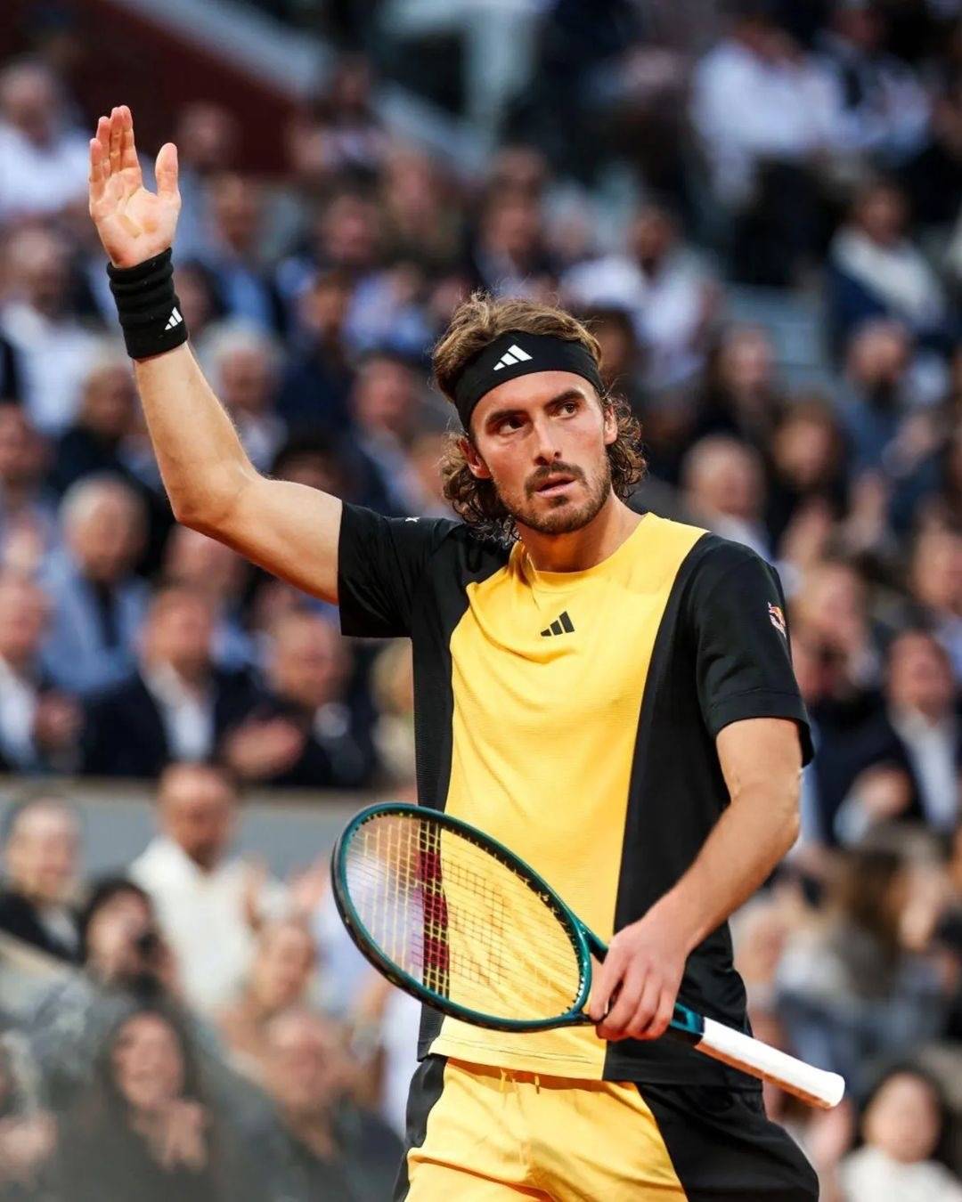 法网横扫联合杯，西西帕斯点燃赛场的简单介绍