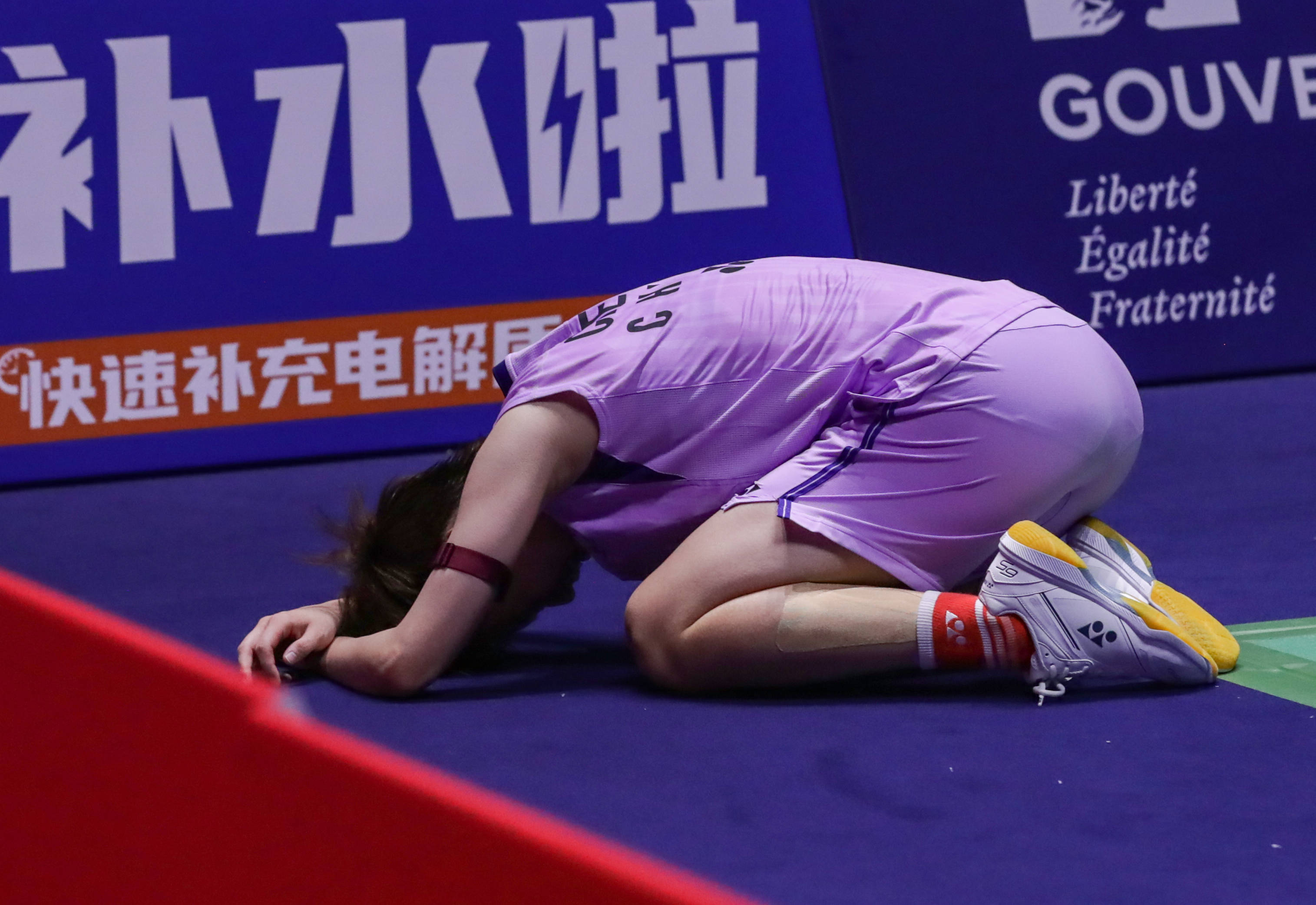 泰国队碾压韩国队，陈雨菲扛起全队